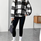 Sweat Xadrez Plush com Gola Alta