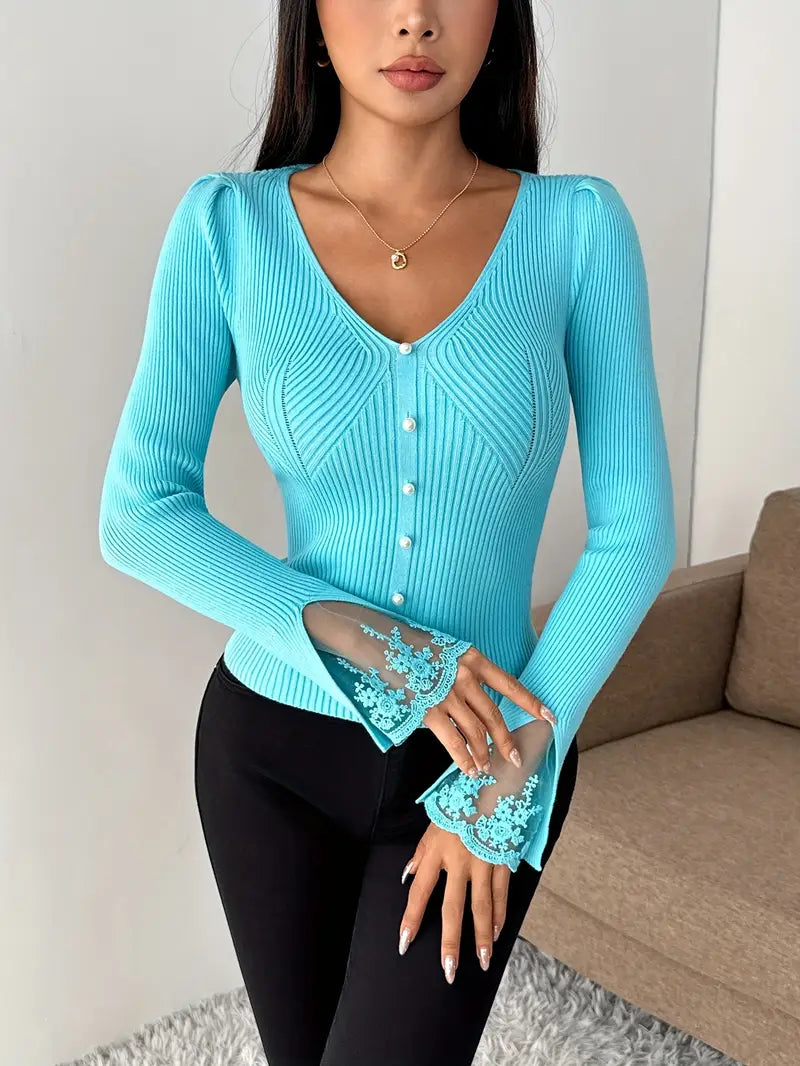 Maglia – Pull côtelé avec col en V et manches en dentelle