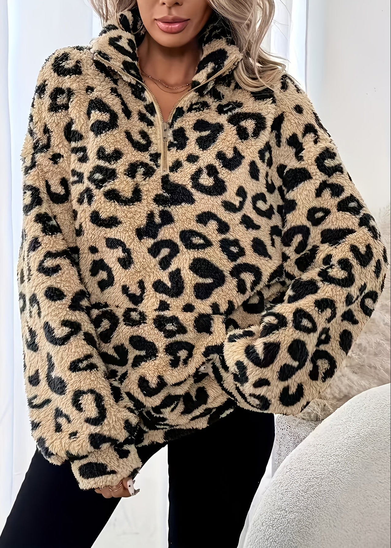 Sweat Plush Animal Print com Fecho