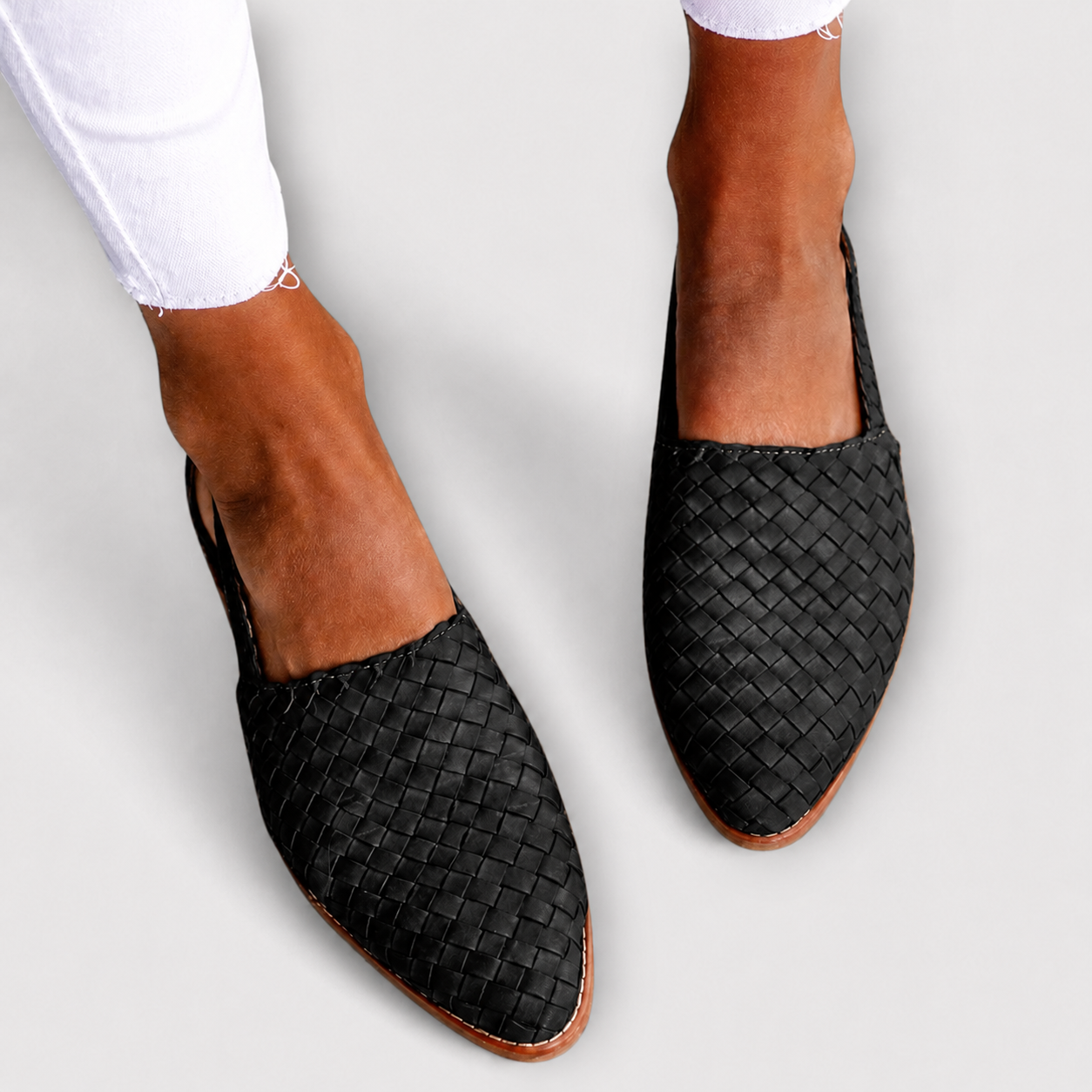 Simone | Mocassins Trançados com Fecho Atrás