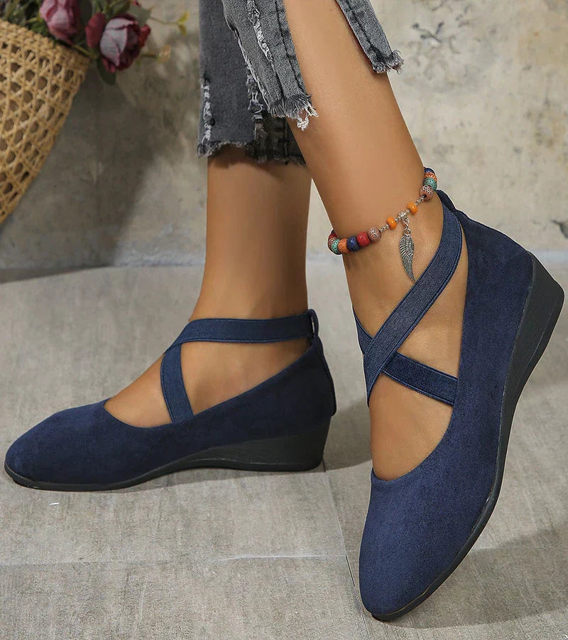 Isadora | Ballerinas fechadas com plataforma – Conjunto ortopédico para conforto e estilo.