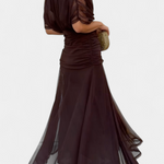 Luana - Vestido elegante com decote em V