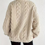 Sweat Textura Plush com Fecho Frontal