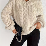 Sweat Textura Plush com Fecho Frontal