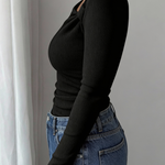 Blusa Cropped de Malha Texturizada com Decote Assimétrico