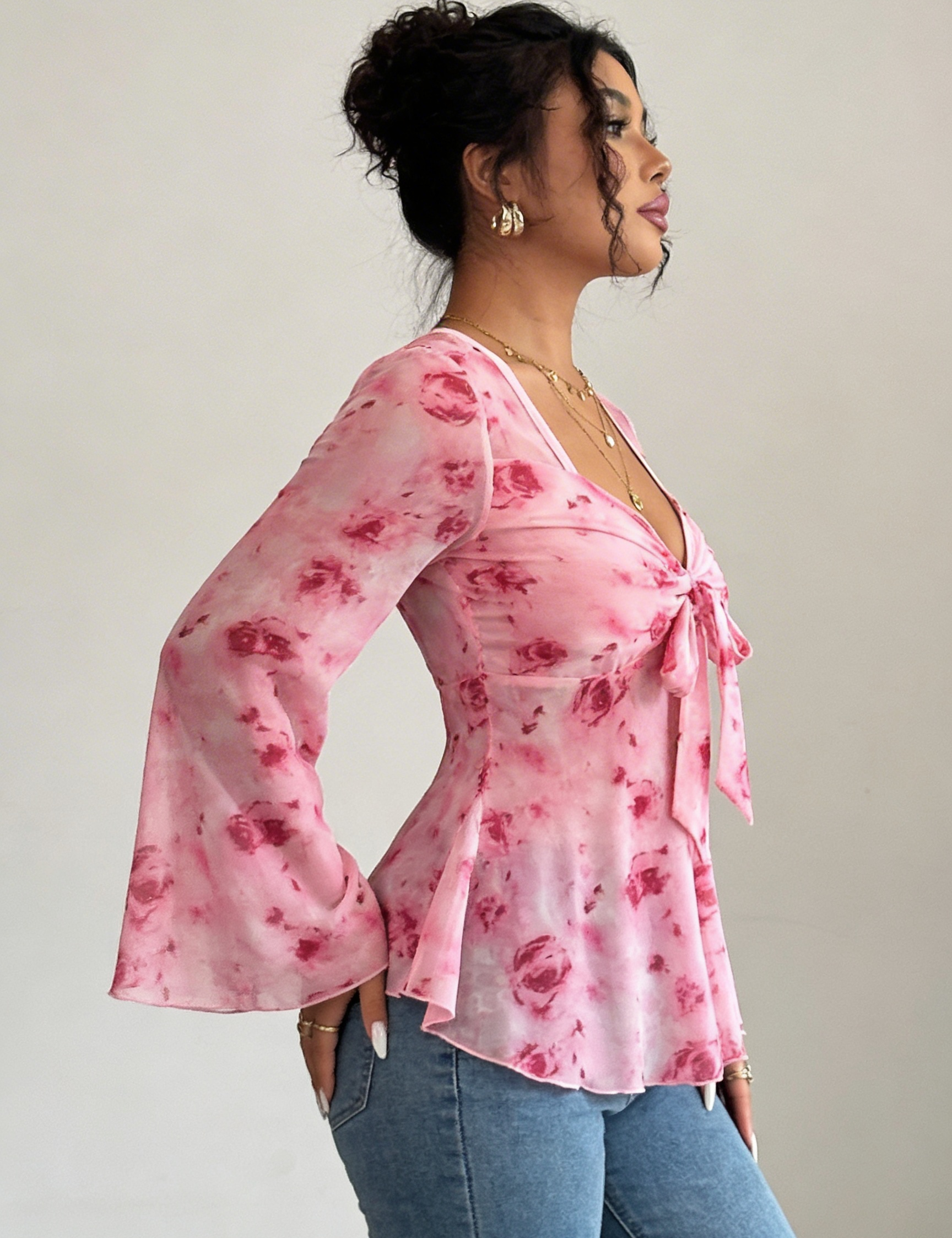 Blusa Feminina com Laço Frontal