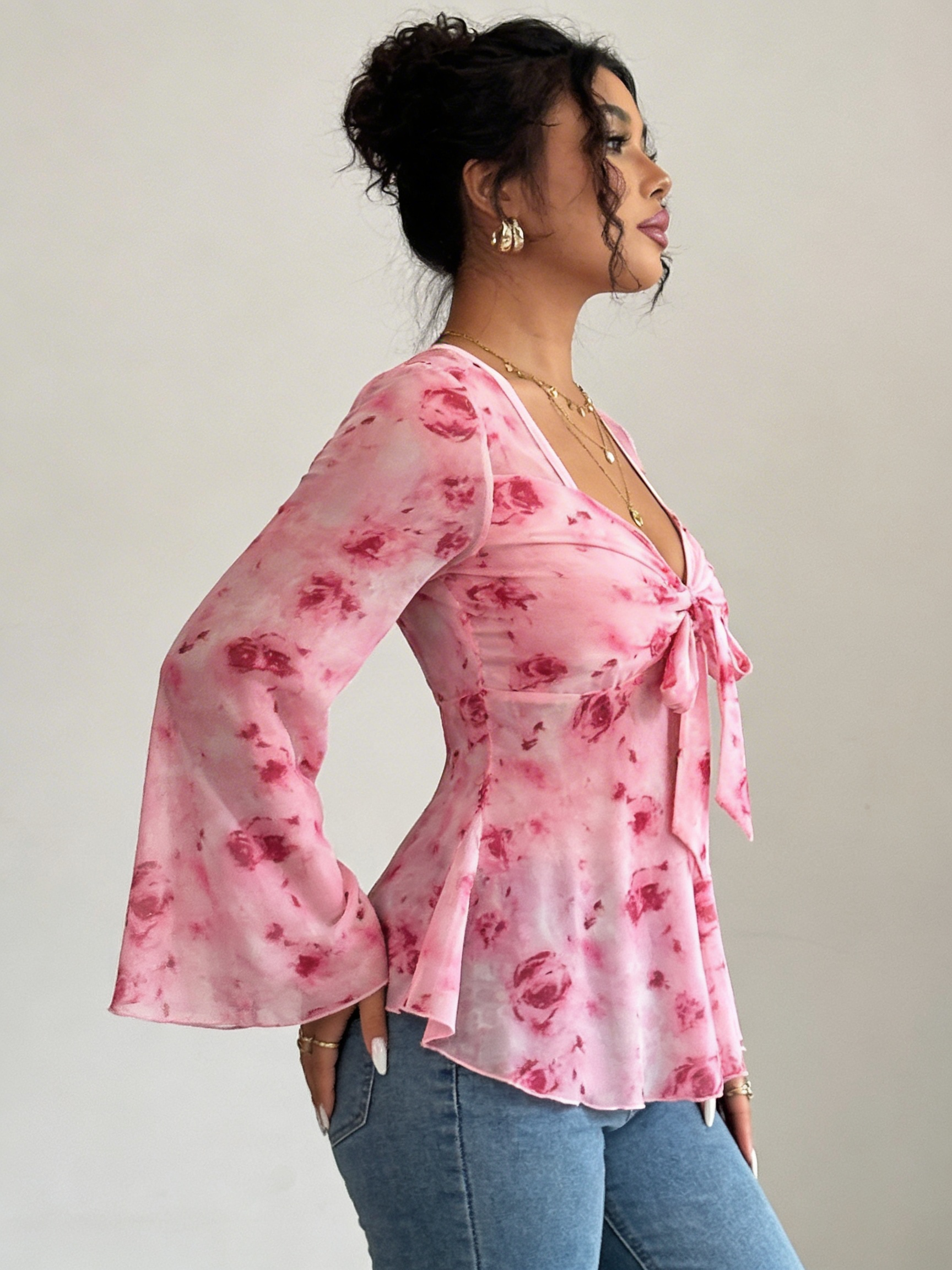 Blusa Feminina com Laço Frontal
