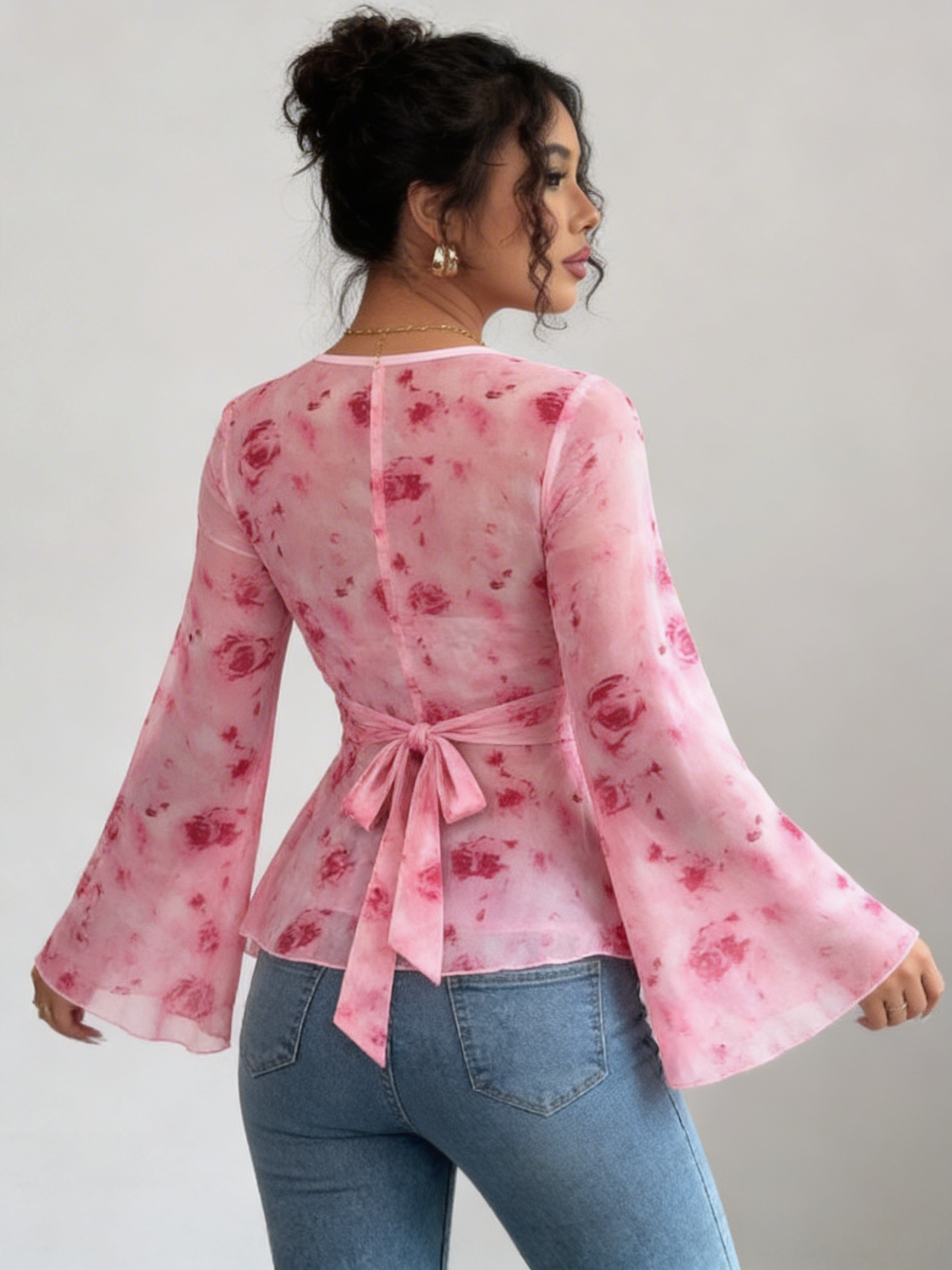 Blusa Feminina com Laço Frontal