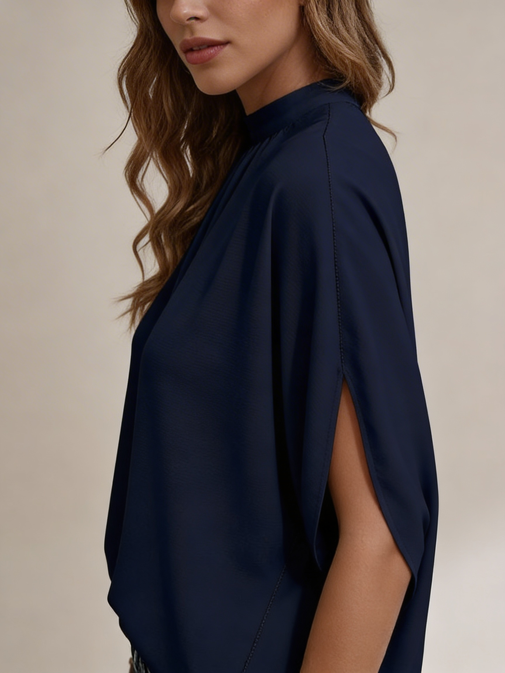 Blusa Ampla de Estilo Moderno