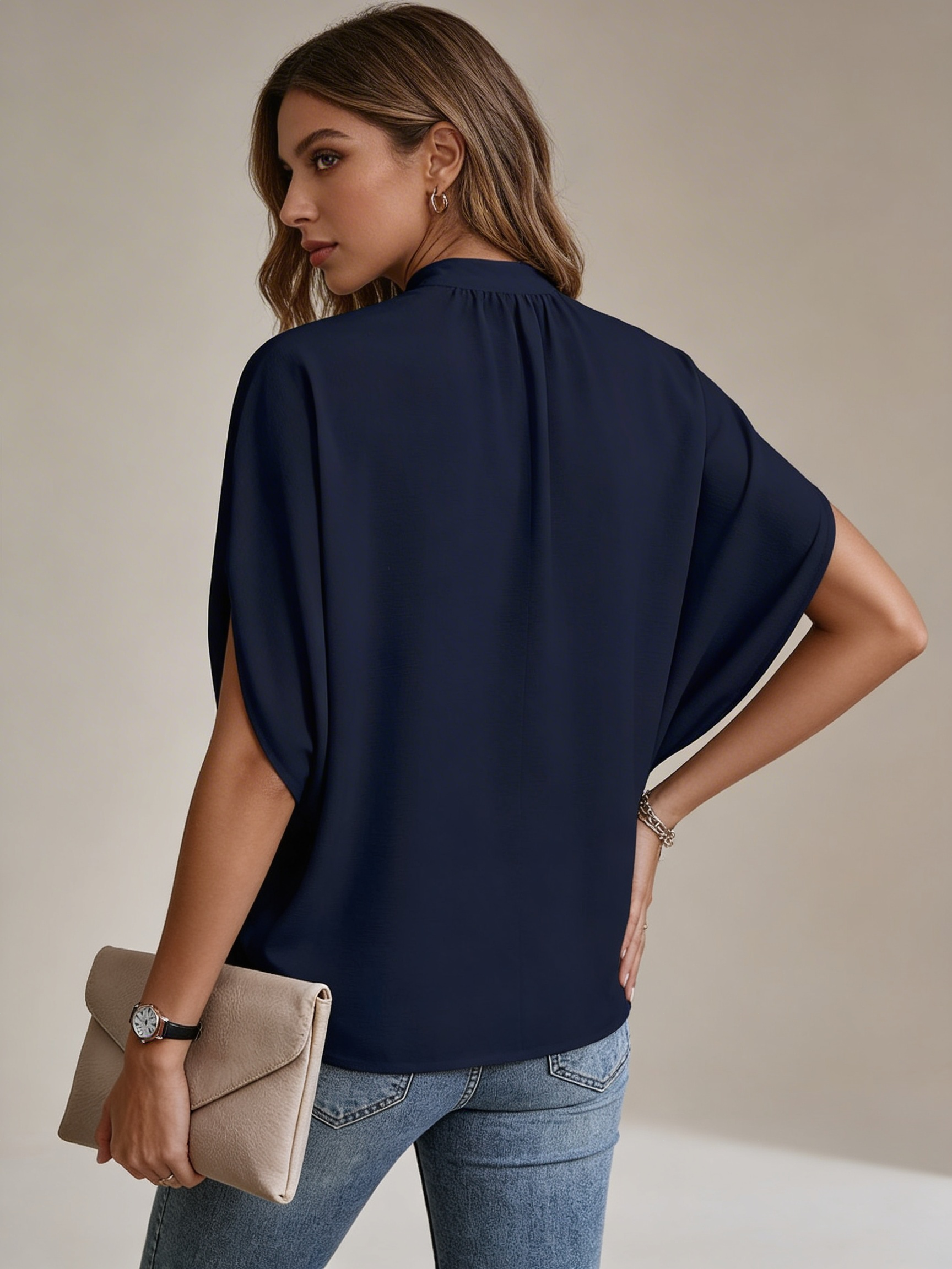 Blusa Ampla de Estilo Moderno