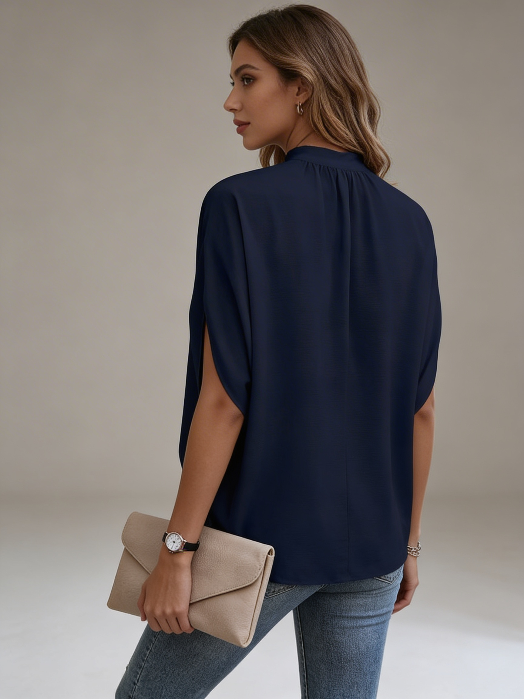 Blusa Ampla de Estilo Moderno