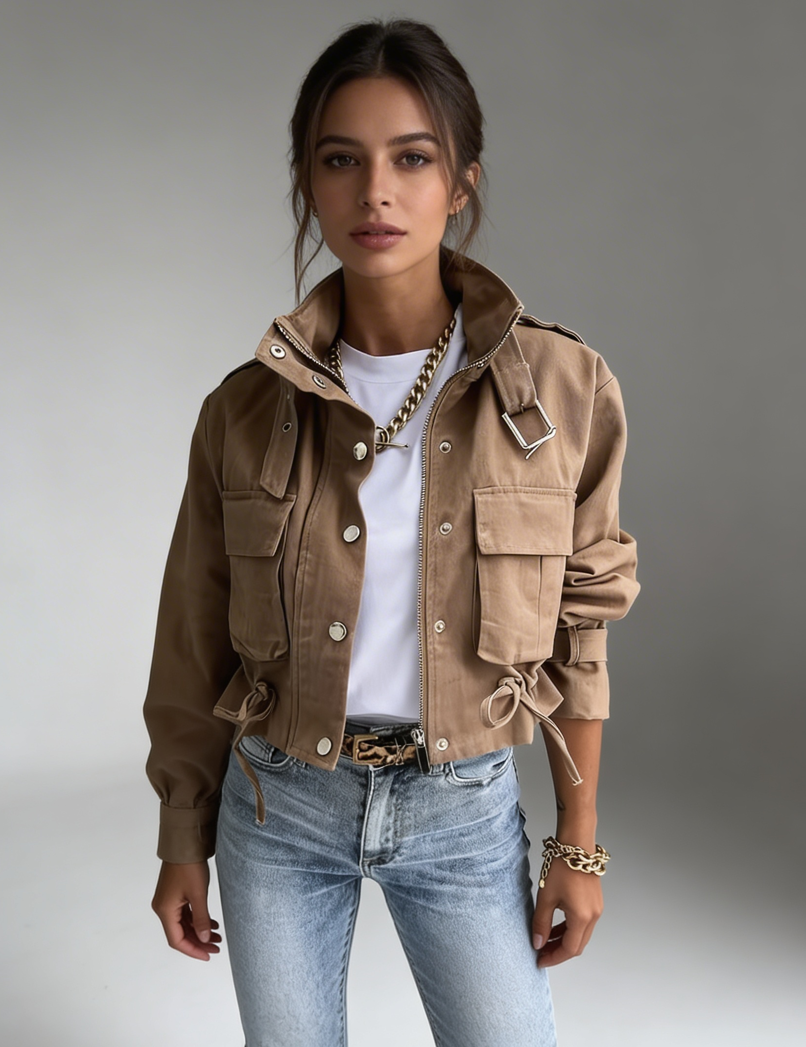 Casaco Utility Moderno com Bolsos Frontais