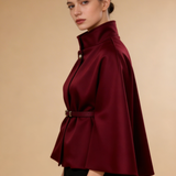 Capa Elegante com Cinto Ajustável