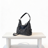 Mala Hobo Casual com Fechos Funcionais