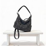 Mala Hobo Casual com Fechos Funcionais