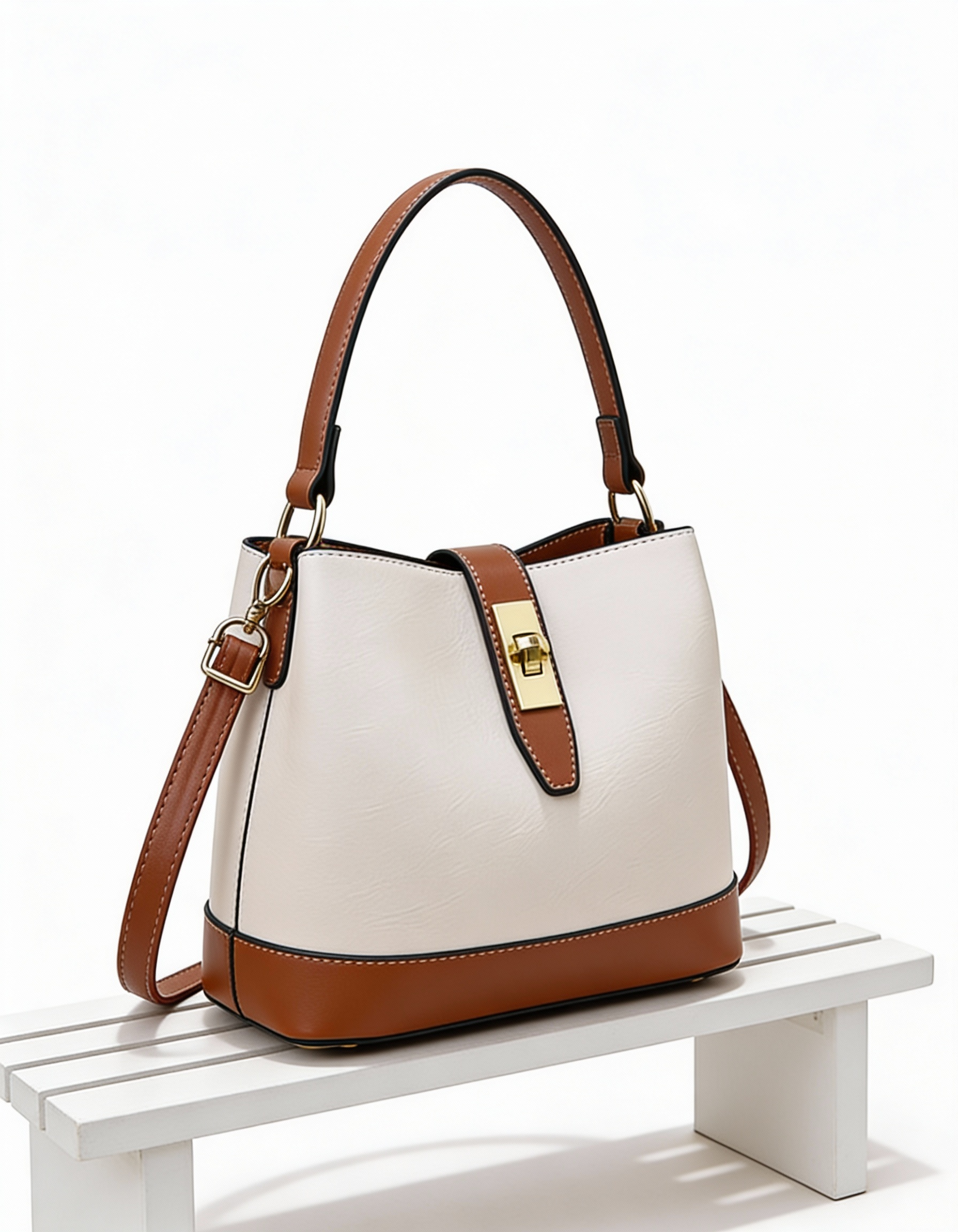 Mala Bucket Elegante com Fecho Metálico
