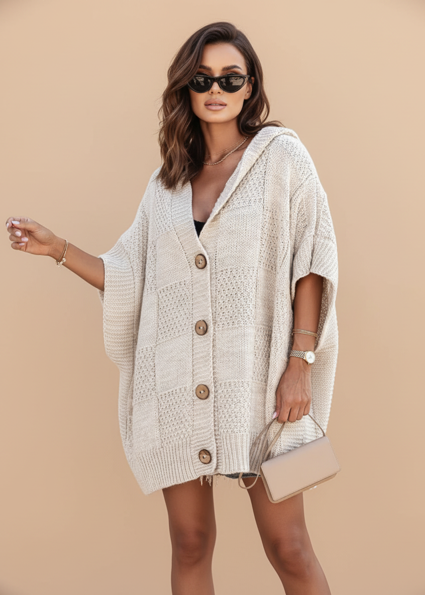 Poncho Tricot com Botões Frontais