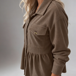 Camisa Texturizada com Bolsos Frontais