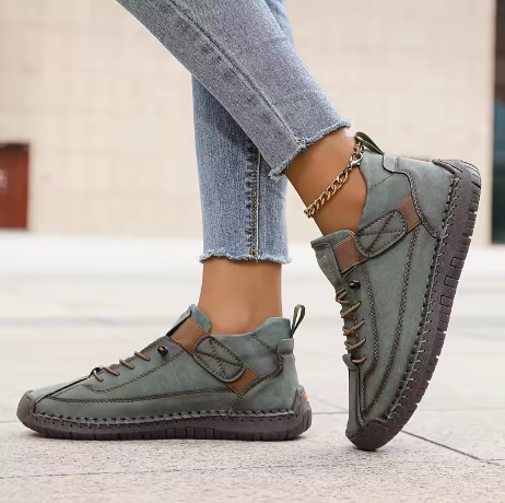 Lia™ | Ténis Ortopédicos Confortáveis e Sem Dor - Ideal para quem busca conforto e estilo no dia a dia.