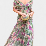 Luana - Vestido elegante com decote em V